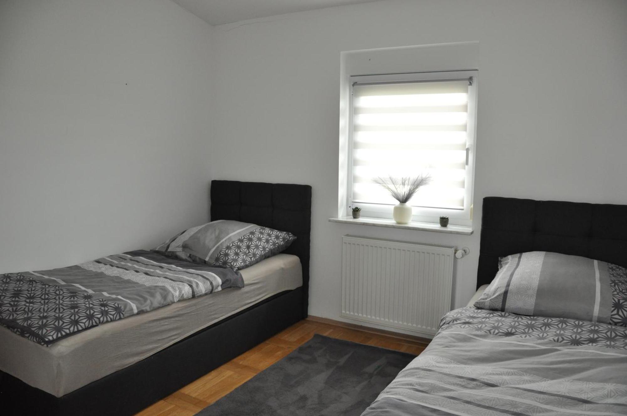 Ferienwohnung "Julka" Kostenloses W-Lan Giebelstadt Exterior foto